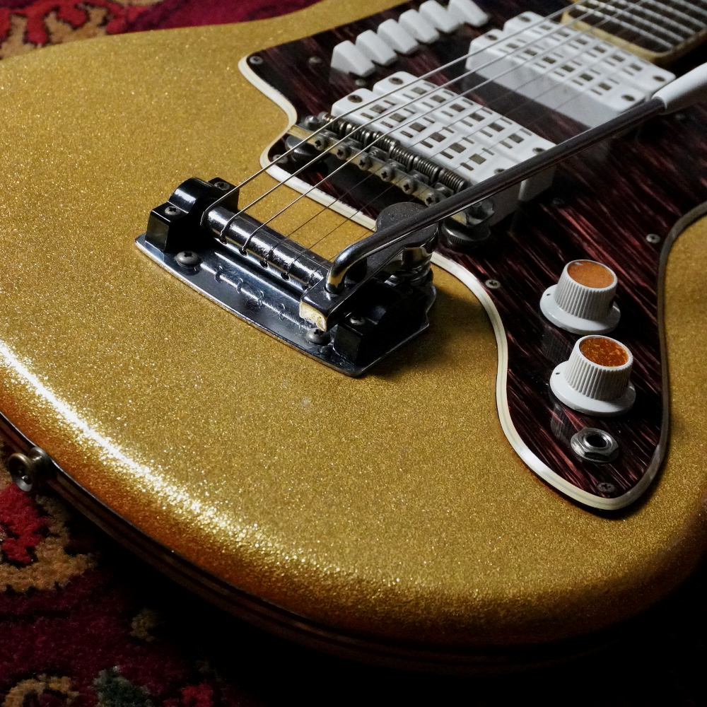 EKO 500/V4 Gold Sparkle 1960s（ビンテージ）【楽器検索