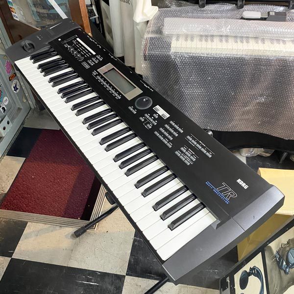 KORG TR61 シンセサイザー 61鍵 動作確認済 KORG TR61 シンセサイザー 61鍵 動作確認済 - メルカリ