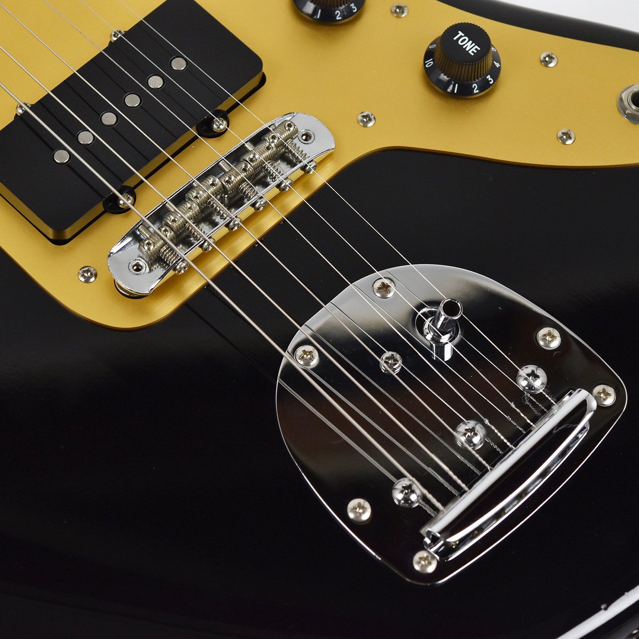 Bacchus BJM-60E BLK w/Anodized Pickguard（中古）【楽器検索