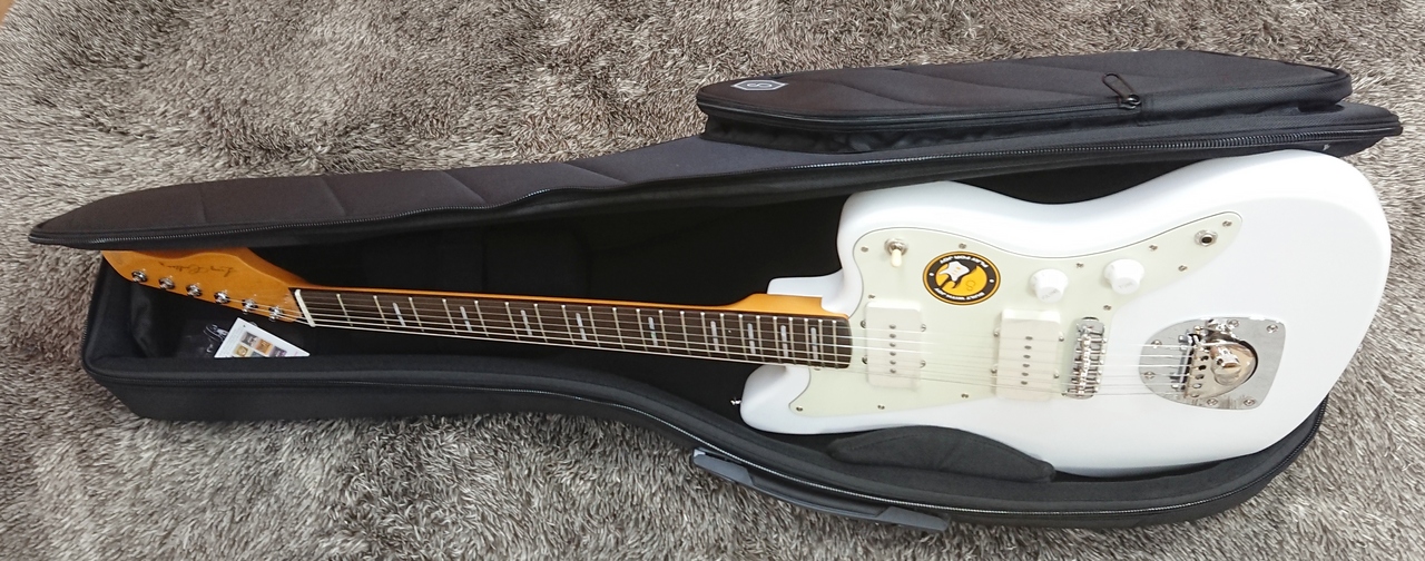 Sire Larry Carlton J5 WH (White)（新品/送料無料）【楽器検索