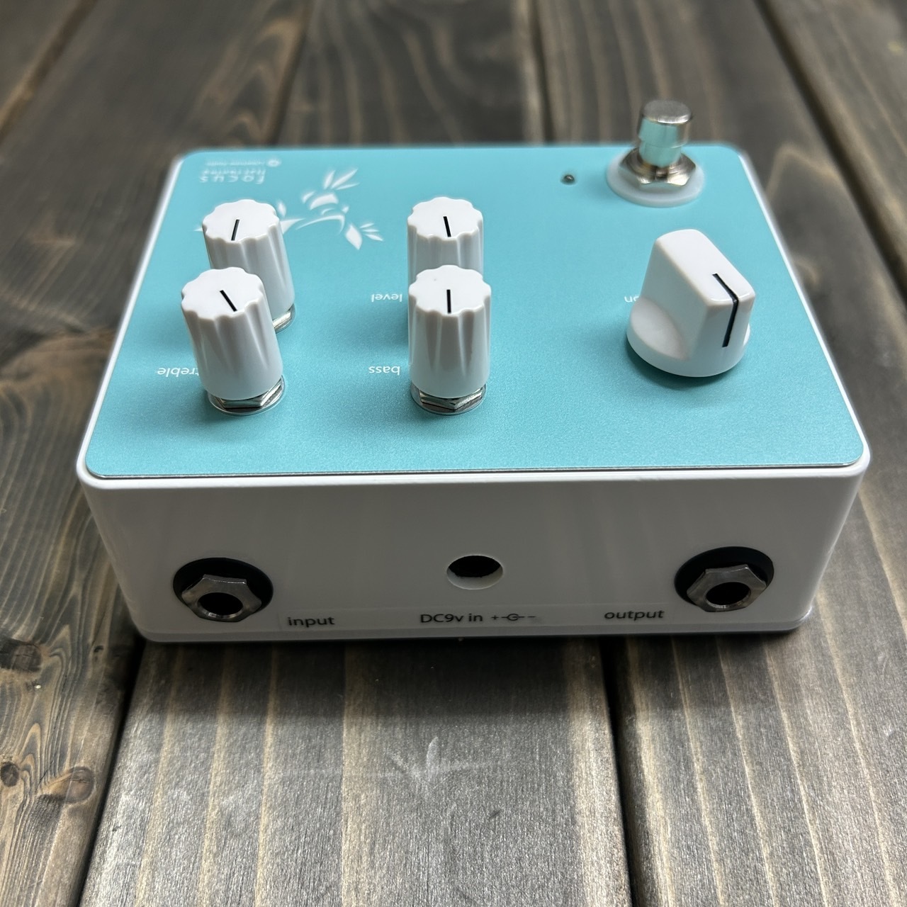 Limetone Audio focus flat tuning エフェクター コンプレッサー