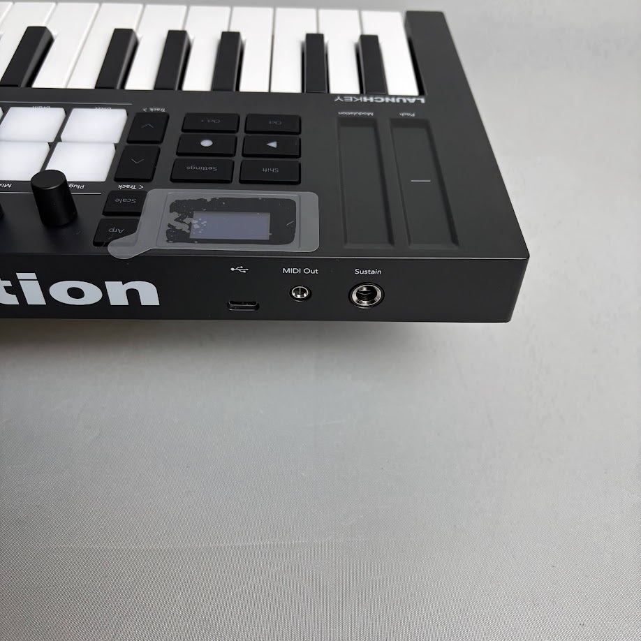 Novation Launchkey Mini 25鍵 MIDIキーボード Amazon | Novation/Launchkey Mini 25 Mk4 | MIDIキーボード