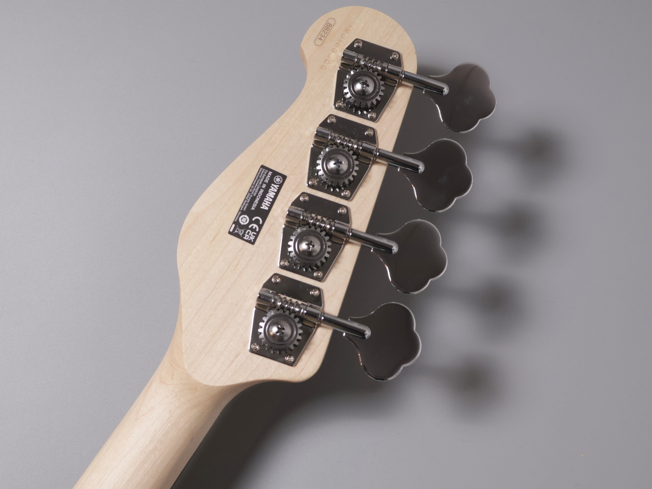 YAMAHA BB234 -Vintege White-【4.18kg】【新品特価】（新品特価