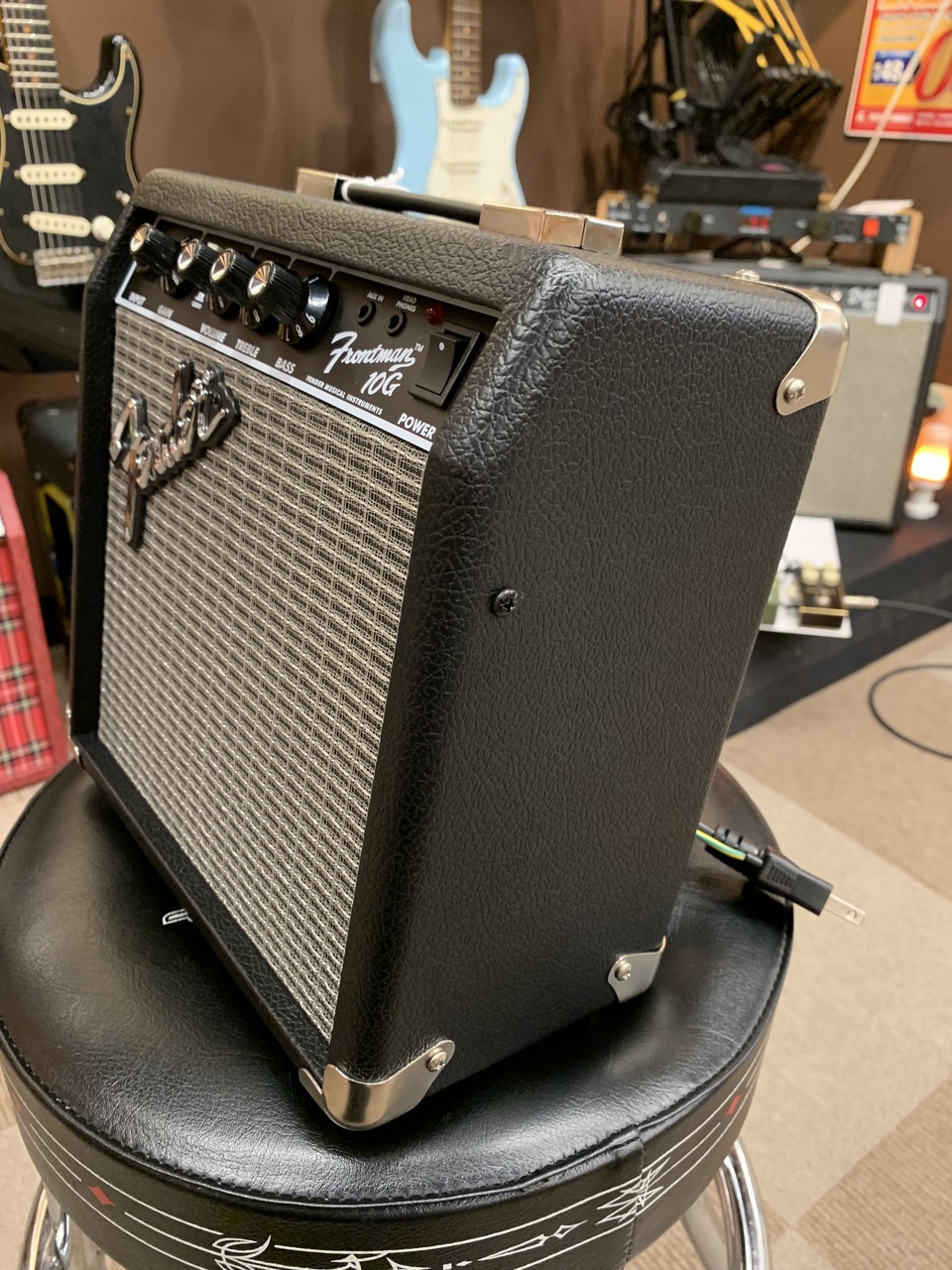 Fender Frontman 10G（新品）【楽器検索デジマート】