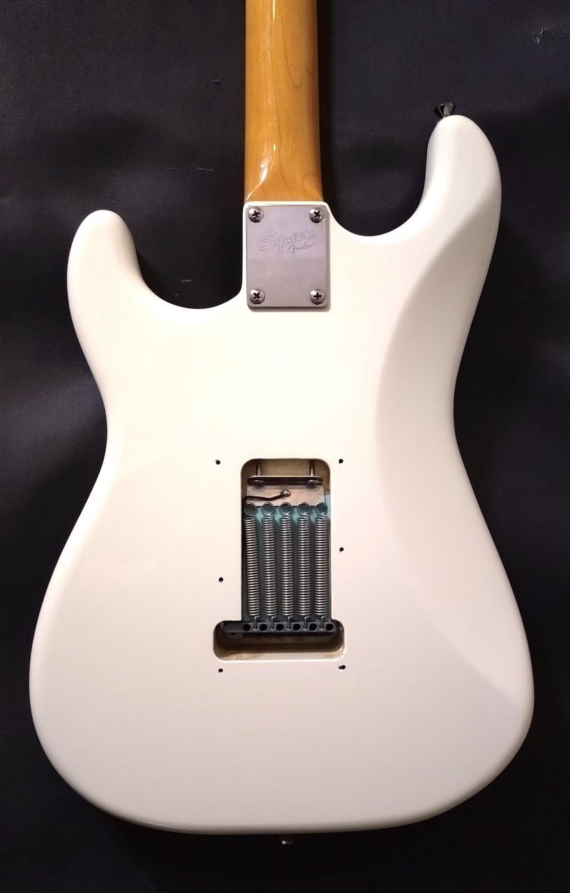 Squier by Fender Stratocaster（中古）【楽器検索デジマート】
