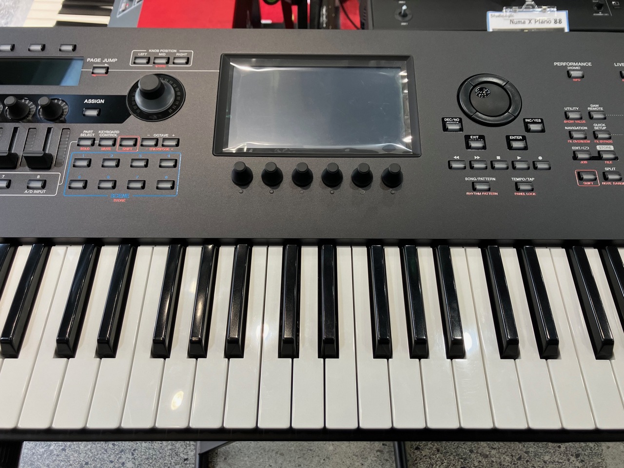 鍵盤楽器 thavasa YAMAHA MONTAGE M7 (76鍵FSX鍵盤)◇展示品入替超特価!【TIMESALE