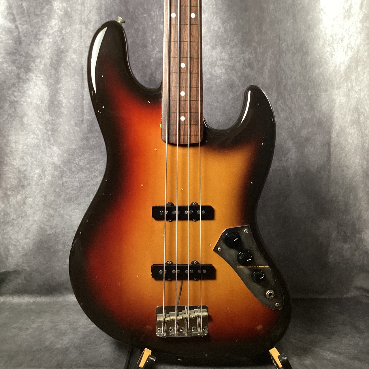 Squier by Fender Jazz Bass（中古）【楽器検索デジマート】