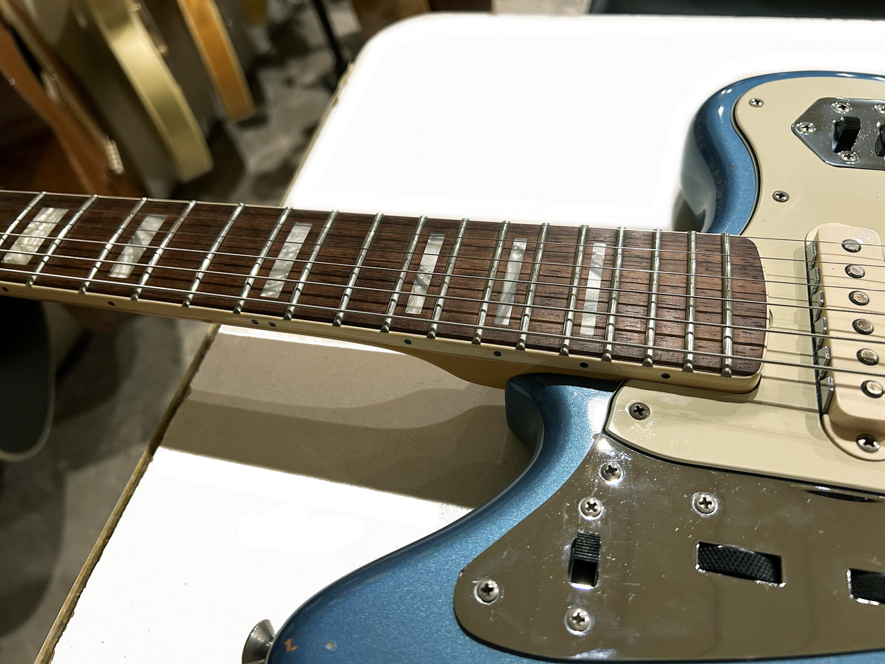 ギター Fender USA 50th anniversary jaguar Amazon | Fender 50Th Anniversary Jaguar Electric Guitar