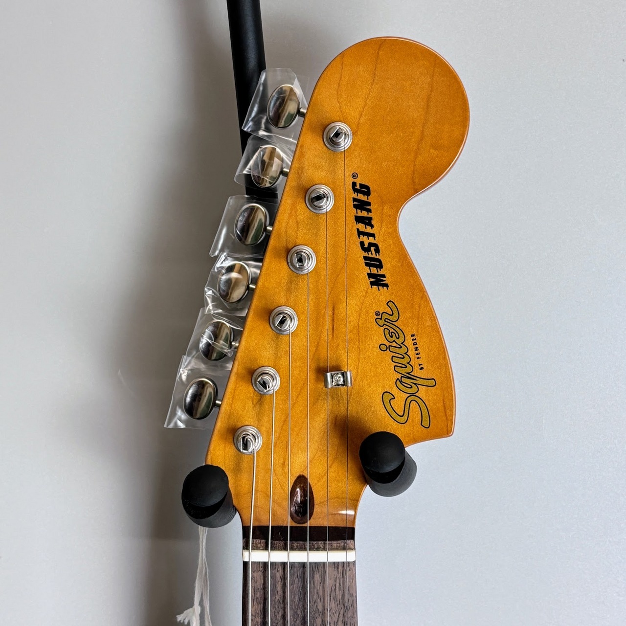 Squier by Fender 【現物画像】 Classic Vibe '60s Mustang Laurel