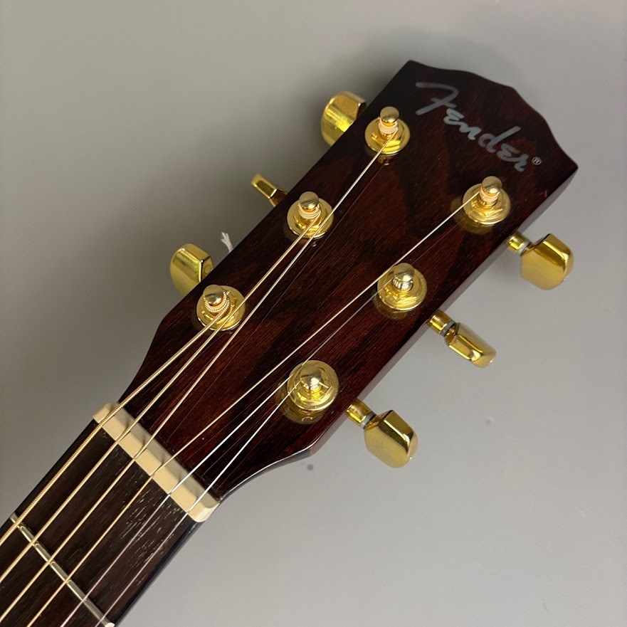 FENDER GDC-200SCE スプルース単板 YUI使用モデルエレアコ 美品！FENDER GDC-200SCE トップ単板 エレアコ YUI使用モデル