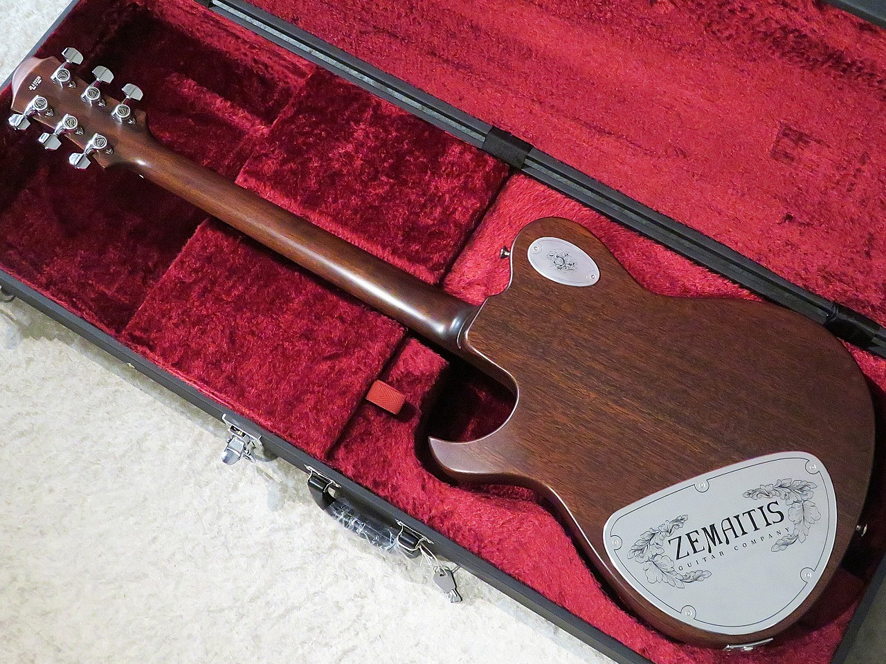 Zemaitis 【髑髏に蛇】DFG24 3H Natural #JG A 22239 【4.04kg