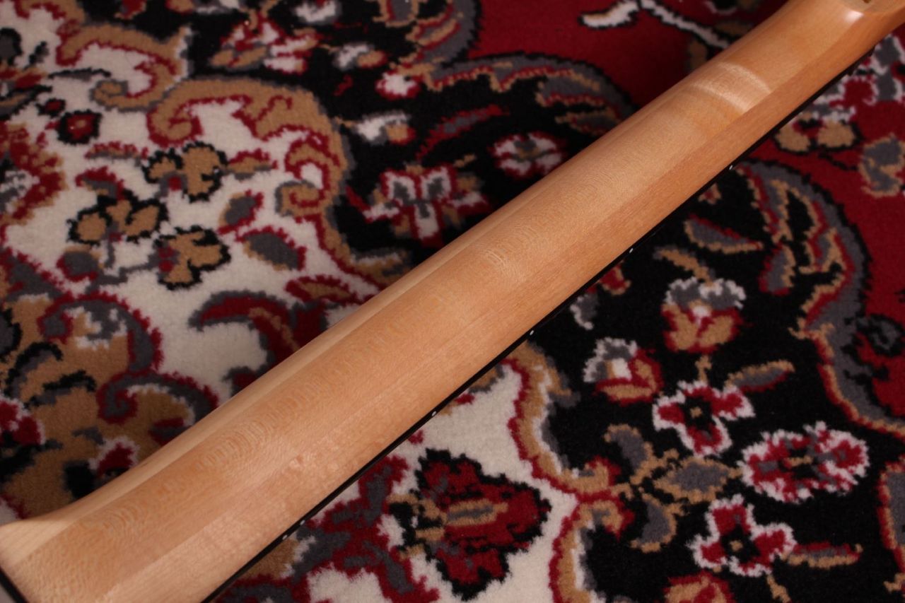 ESP .1[dot one]exl. the GazettE 葵 Model（中古/送料無料）【楽器