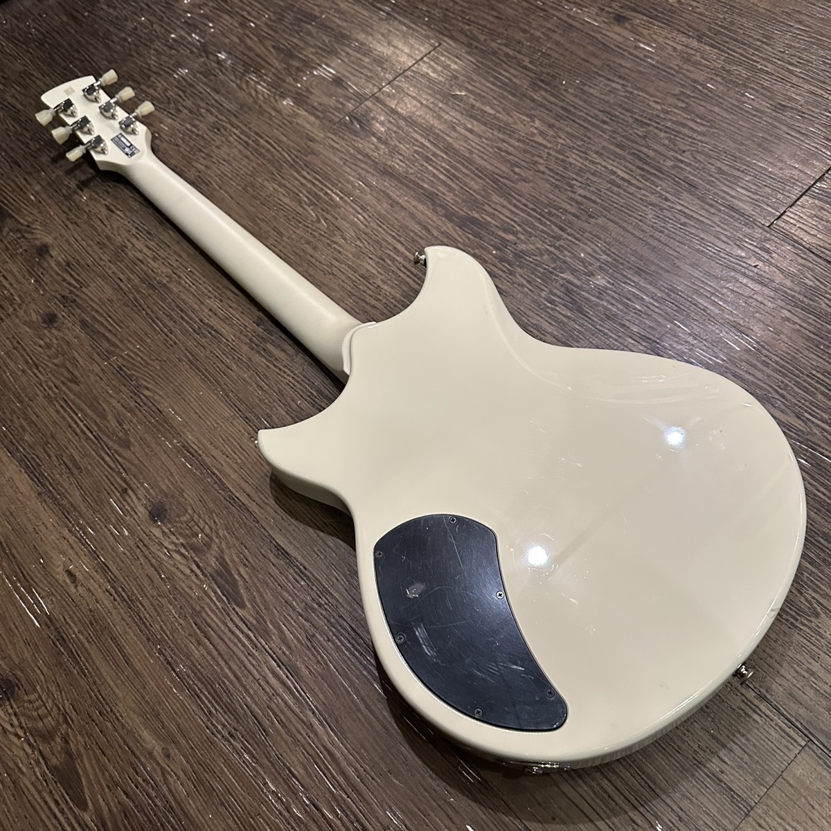 Yamaha REVSTAR RSE20 中古ギター 美品・動作確認済】YAMAHA REVSTAR RSE20 ヤマハ REVSTAR RSE20