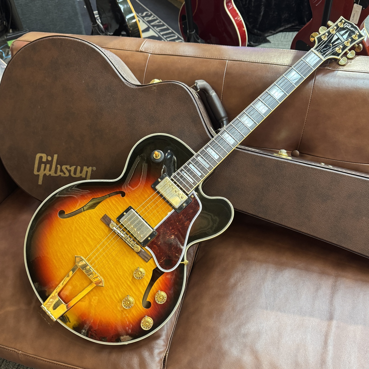 ギター Gibson Memphis ES-275 Figured 中古】Gibson Memphis / ES-275 Figured Montreux Burst 【梅田店