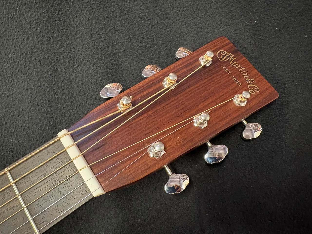Martin D-28 Standard Satin Amberburst (2024年製・旧モデル)（新品