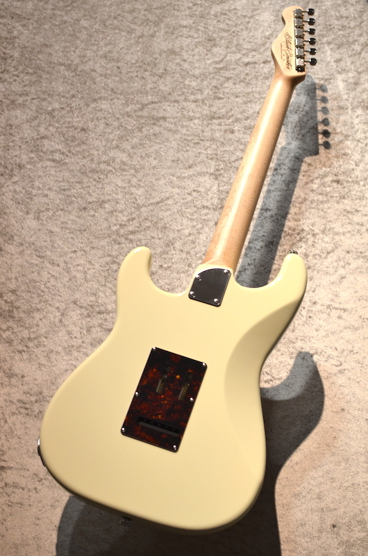 Black Smoker STD SIGMA SSH ～Vintage White～ #26C35 【3.50kg