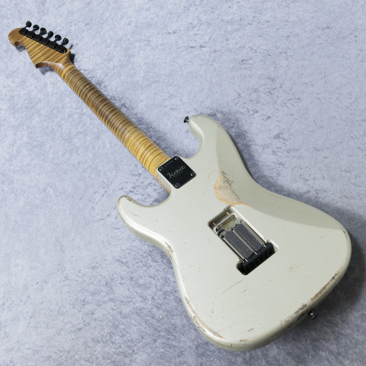 Iconic Guitars Vintage Modern 62S Heavy Relic -Inca Silver- USED