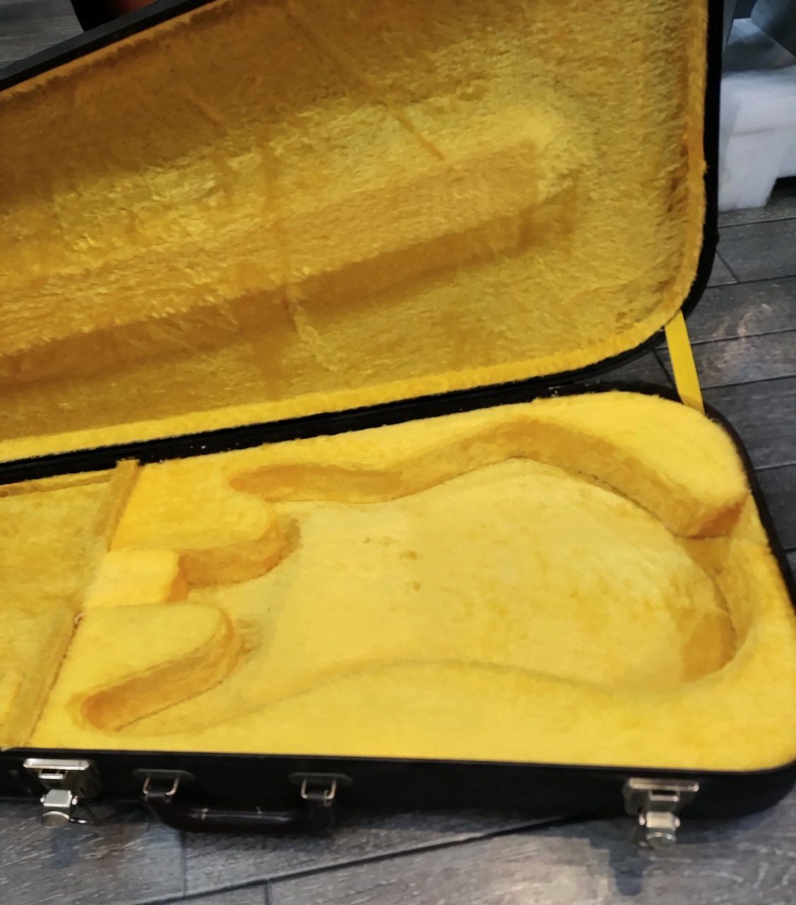 Guyatone Sharp5用ハードケース（中古）【楽器検索デジマート】