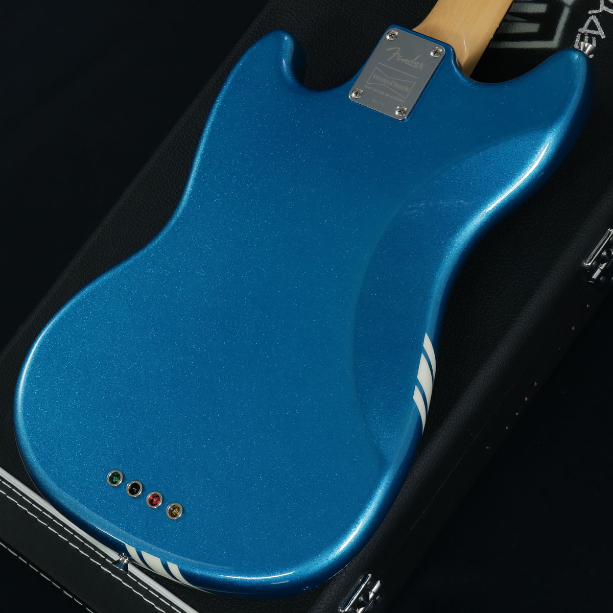 LIMITED WASTED YOUTH MUSTANG®BASS Fender ストリートシーンを賑わせるグラフィックアーティストVERDY率いる