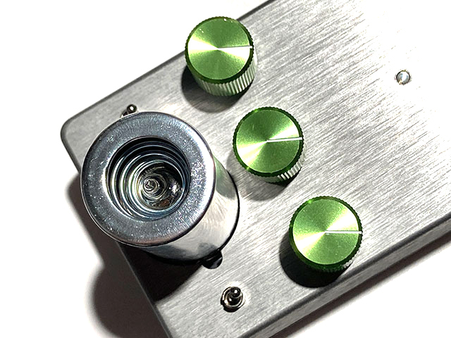 Lee Custom Amplifier V-808（新品特価）【楽器検索デジマート】