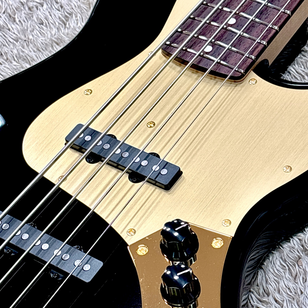 Black Smoker BETA-J5XL / Black MH GG 【5弦ベース】【4.3kg