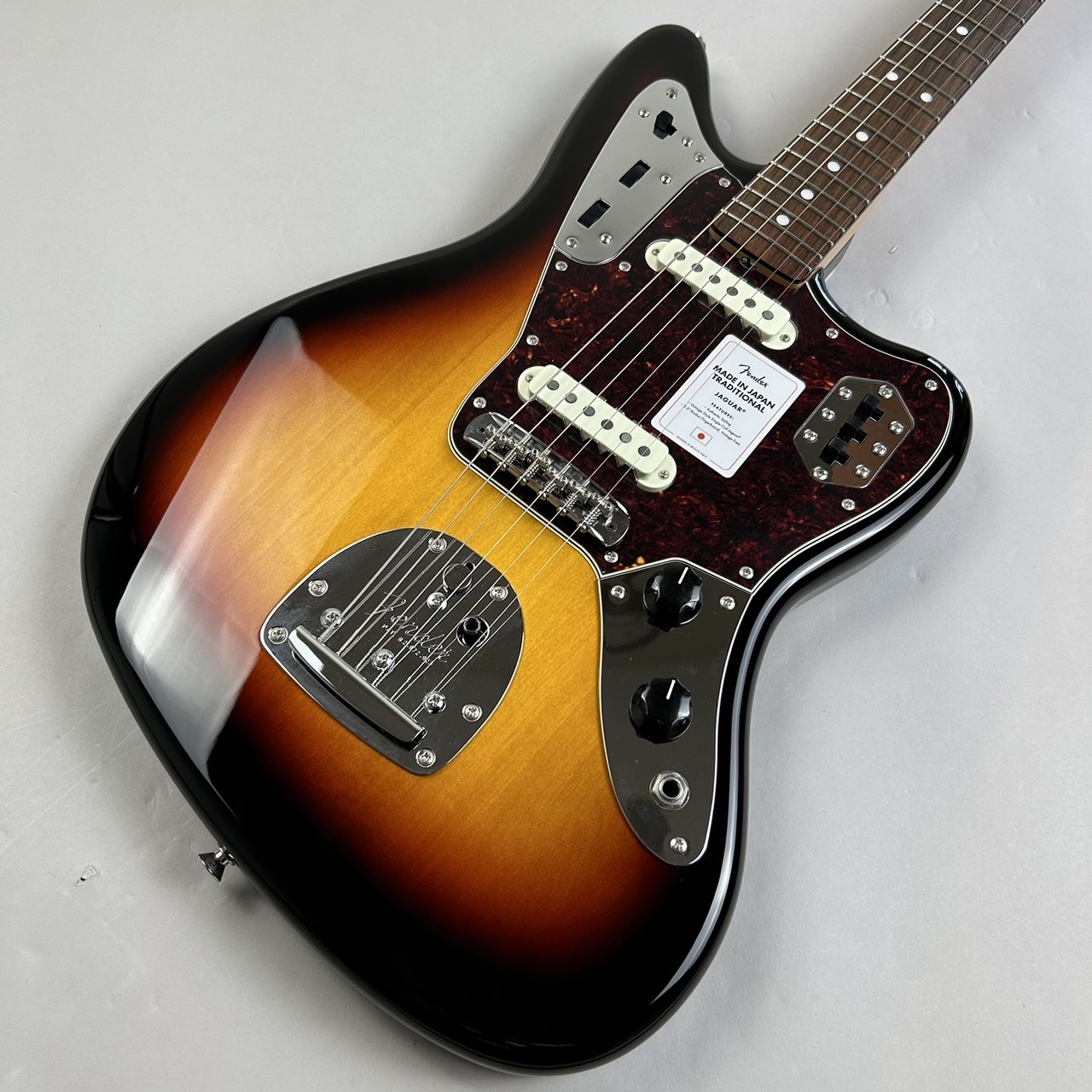 Fender Made in Japan Traditional 60s Jaguar3CS エレキギター 