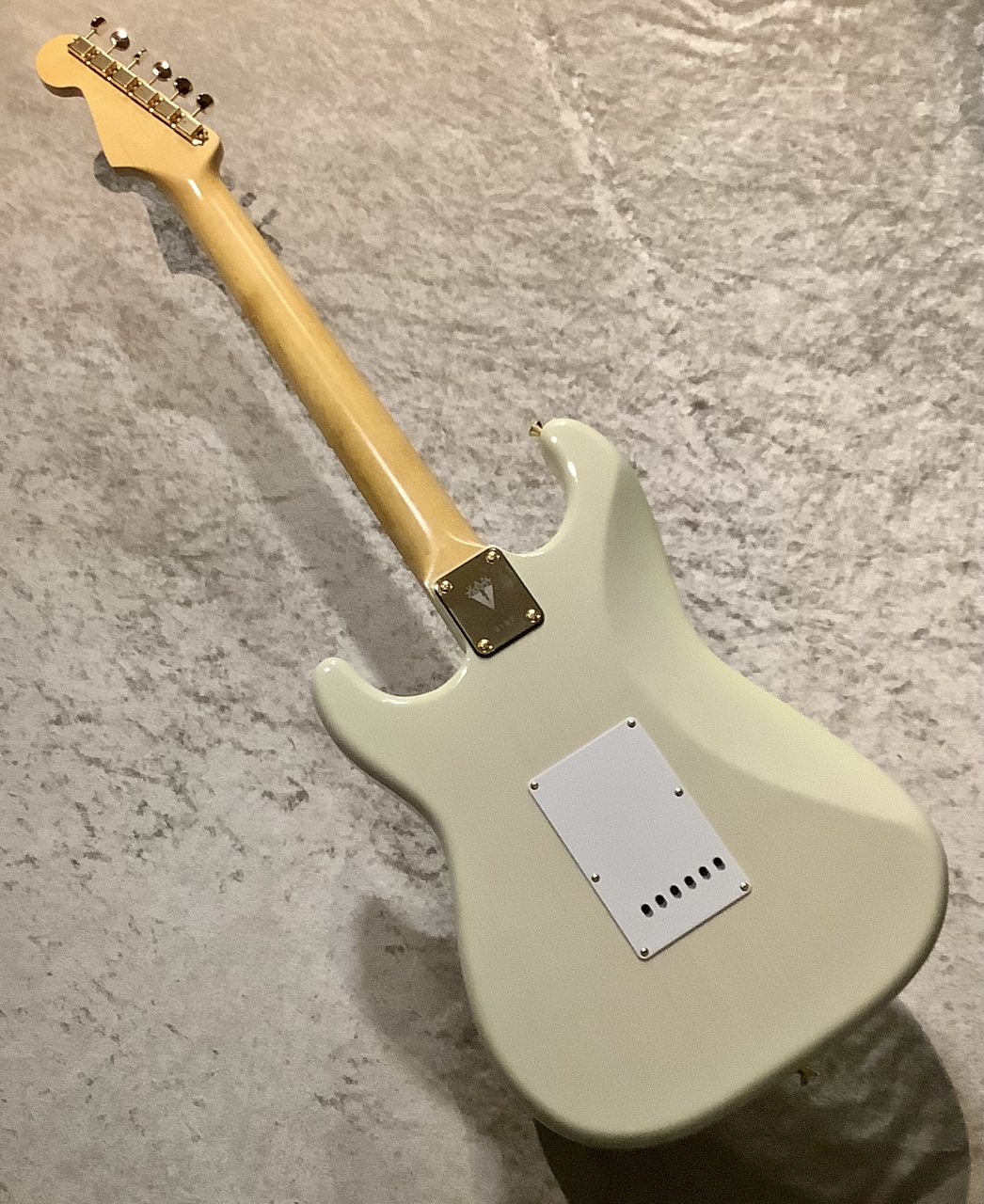 Vanzandt STV-R2 初期モデル ストラトキャスタータイプ マダガスカル