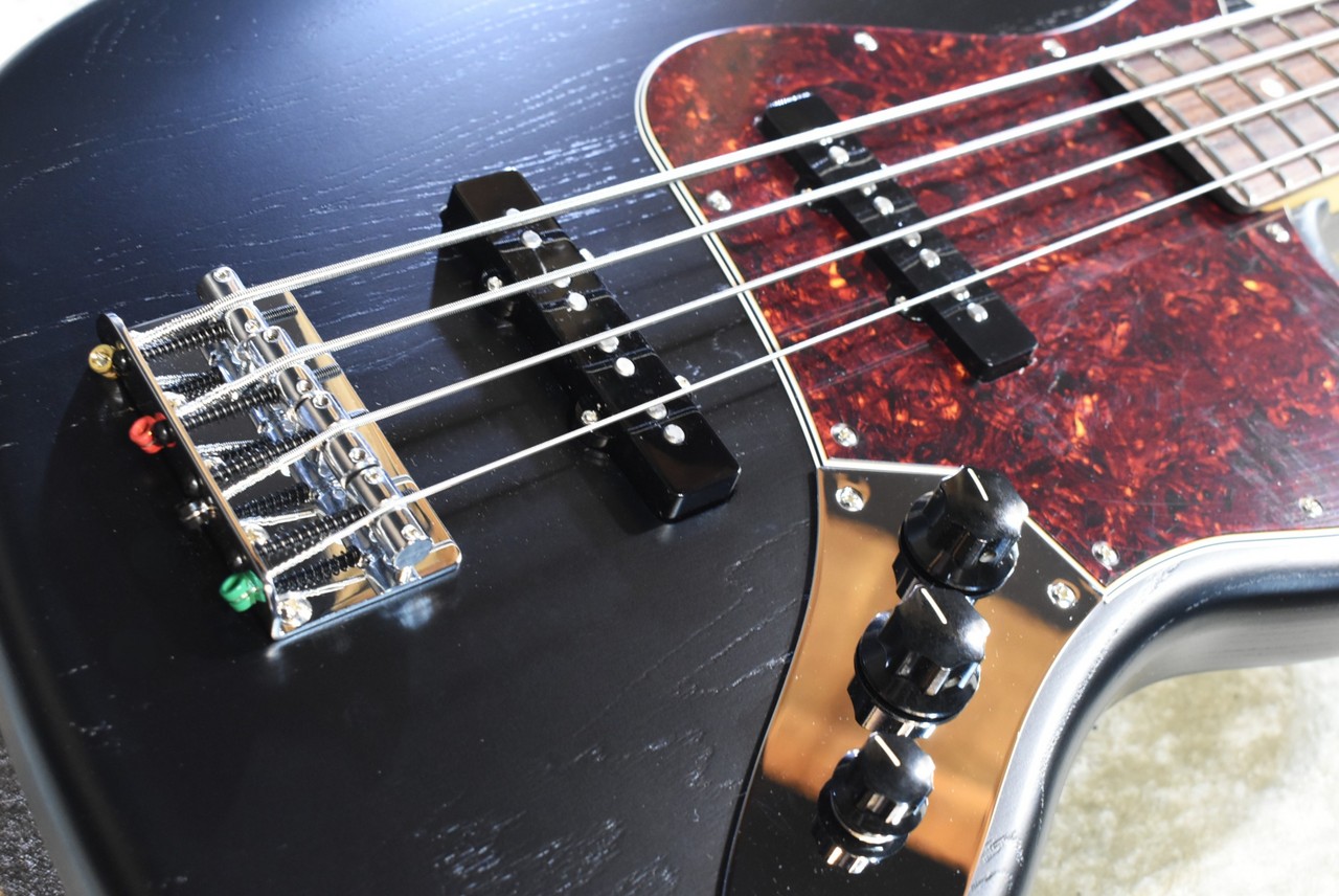 Fender Made in Japan Limited Jazz Bass Raw Ash -Black