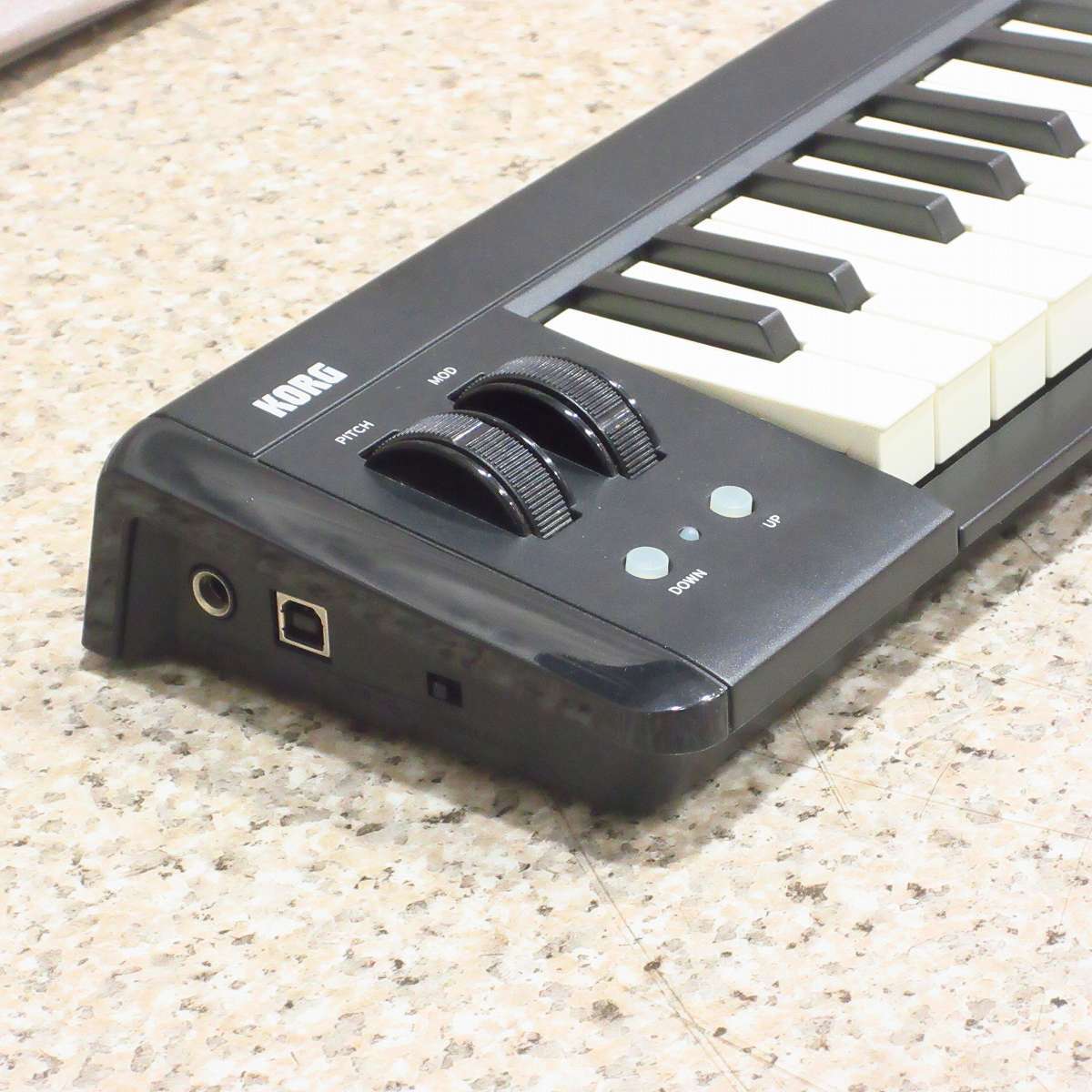美品 KORG microKEY2-61 AIR MIDIキーボード ワイヤレス KORG ( コルグ ) microKEY2-61 AIR MIDIキーボード ワイヤレス 61鍵