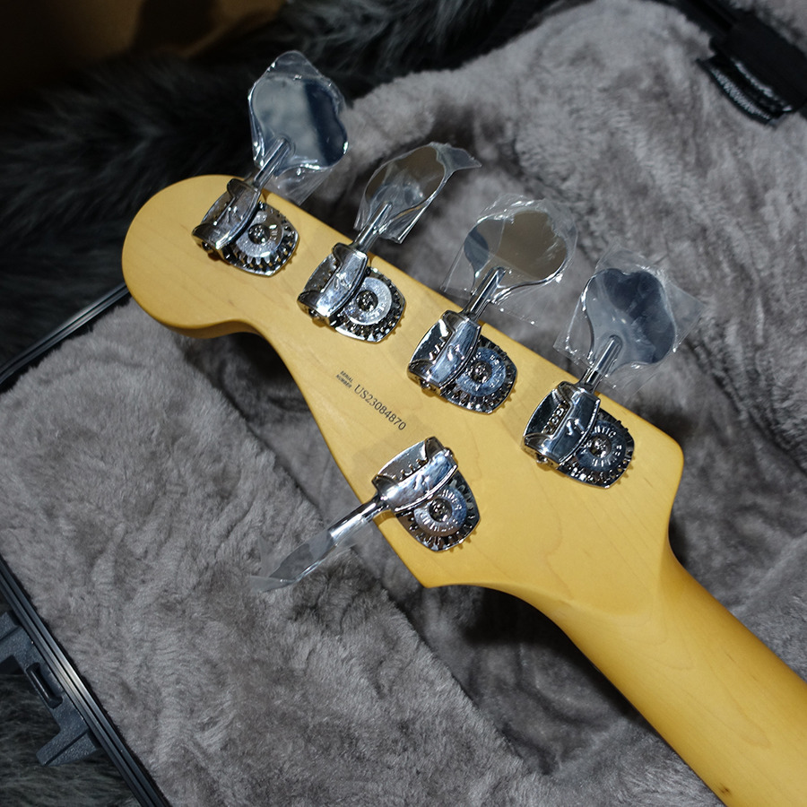 Fender American Professional II Jazz Bass V 3-Color Sunburst Fender American Professional II Jazz Bass V 3-Color Sunburst