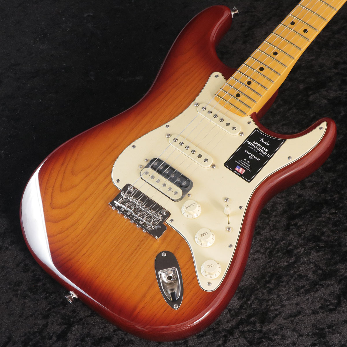 Fender American Professional II Stratocaster HSS Maple Fingerboard