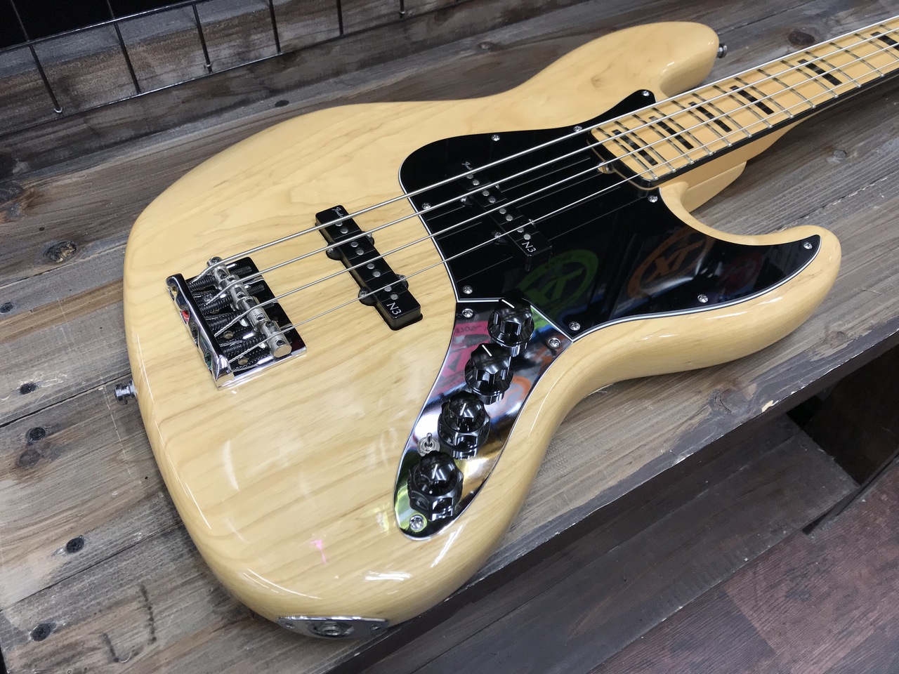 Fender AMERICAN DELUXE JAZZ BASS（中古/送料無料）【楽器検索