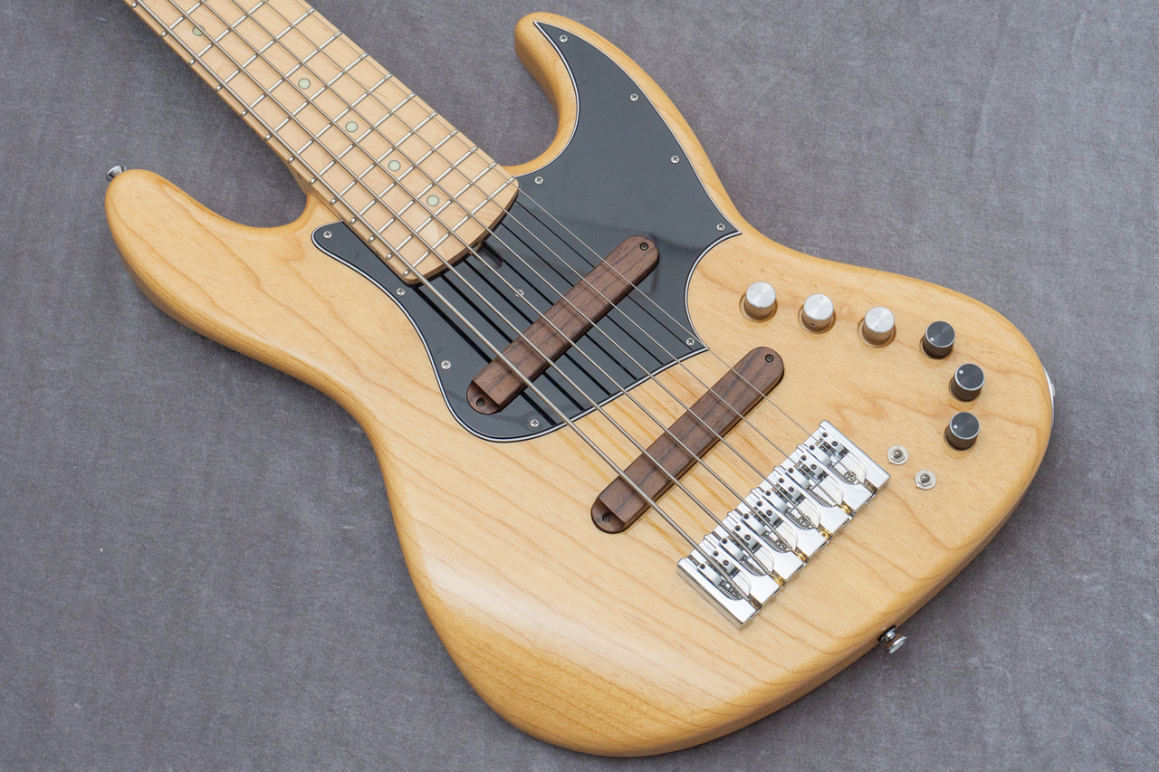 ⭕️ ギター　ベース　楽器　美品　中古 中古】 MOMOSE モモセ MJB1-STD/NJ VWH MOD. エレキベース([USED