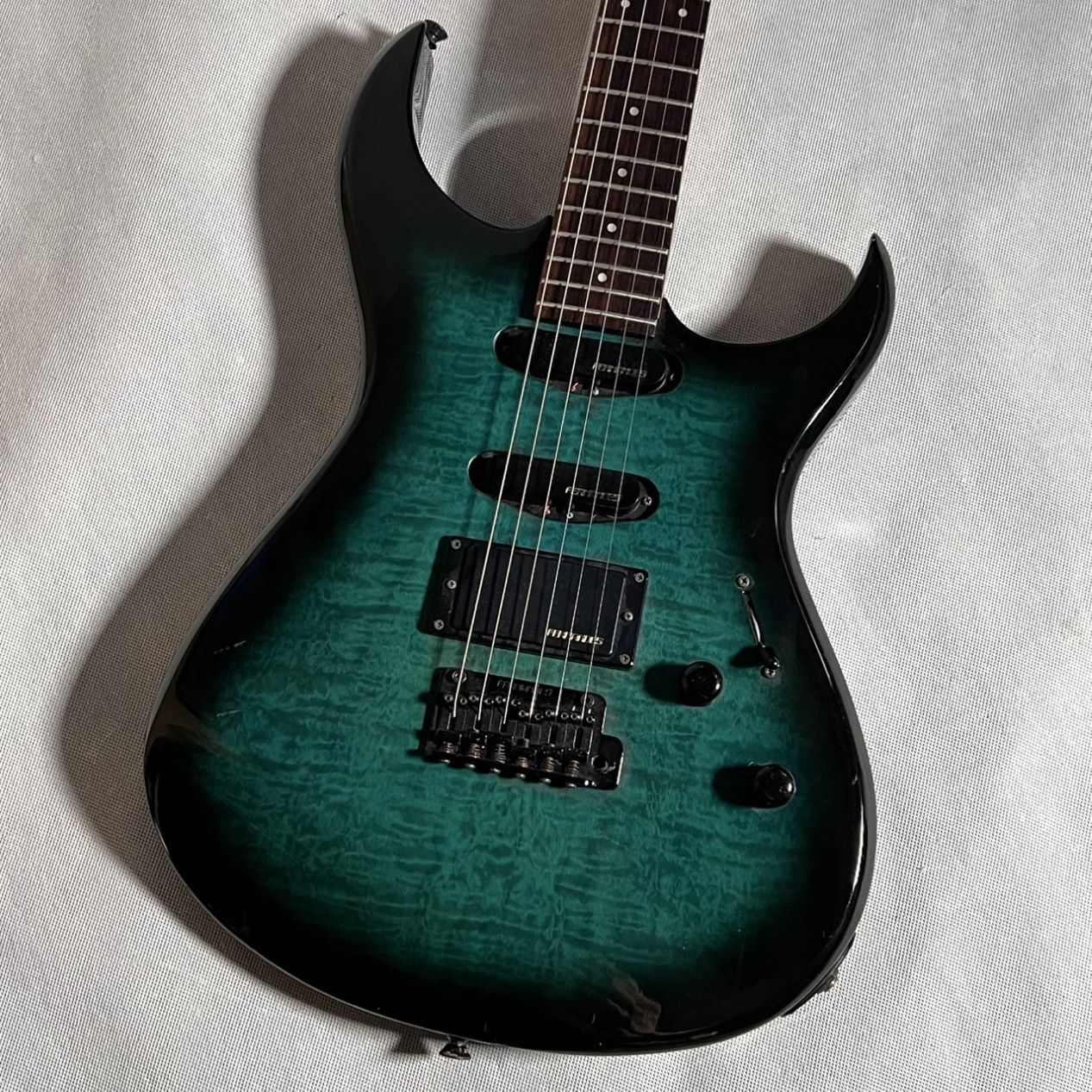 値下げ‼ FERNANDES FGZ 400 杢目 ブルー／ブラック 美品！