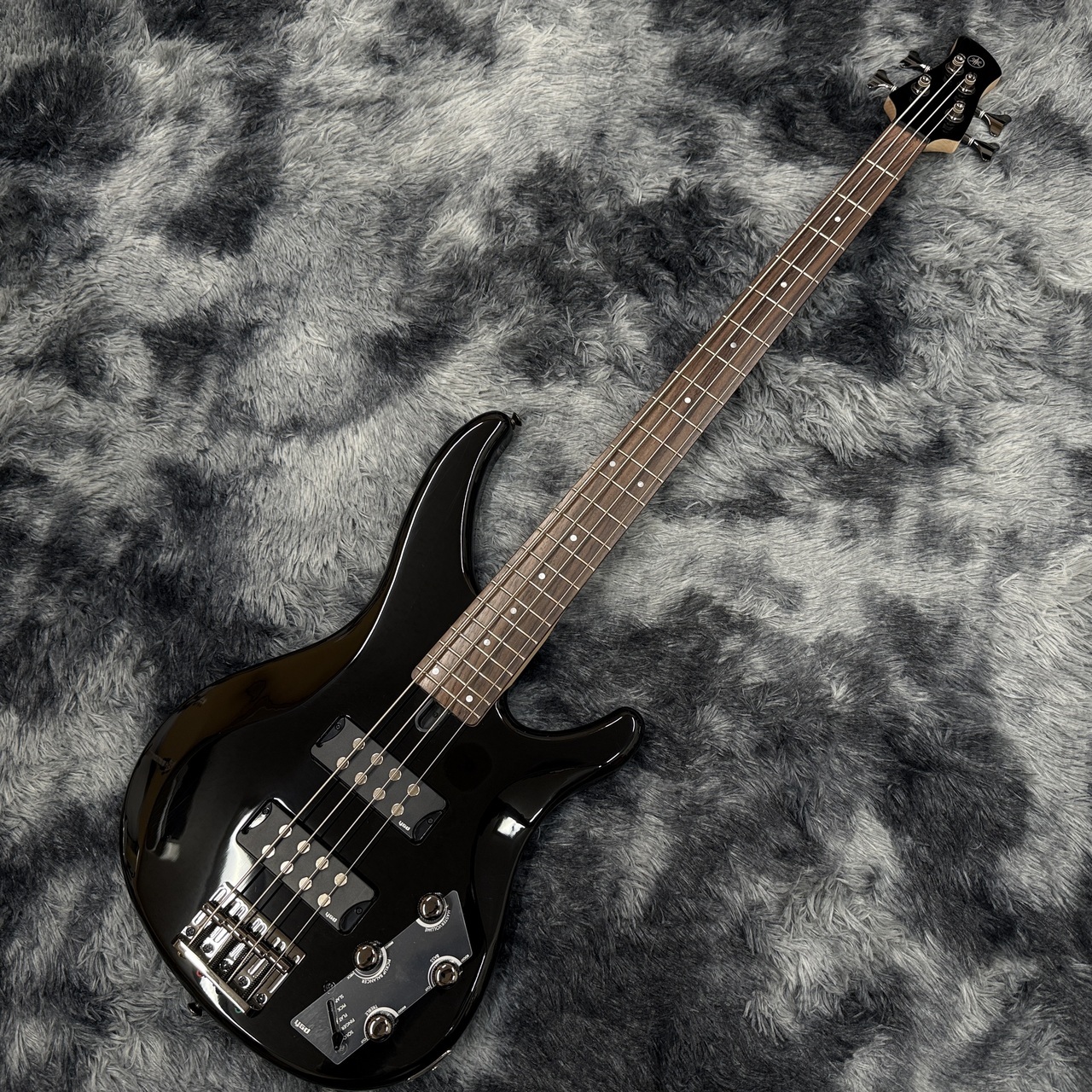 美品 YAMAHA ヤマハ TRBX304 エレキ ベース アクティブベース yamaha TRBX304 アクティブタイプベース 【公式通販】