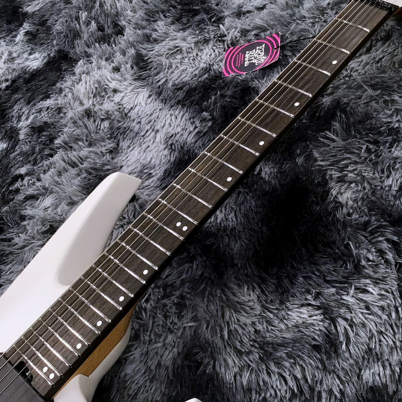 MUSIC MAN Kaizen 7 Chalk White 【特価】（新品特価/送料無料）【楽器