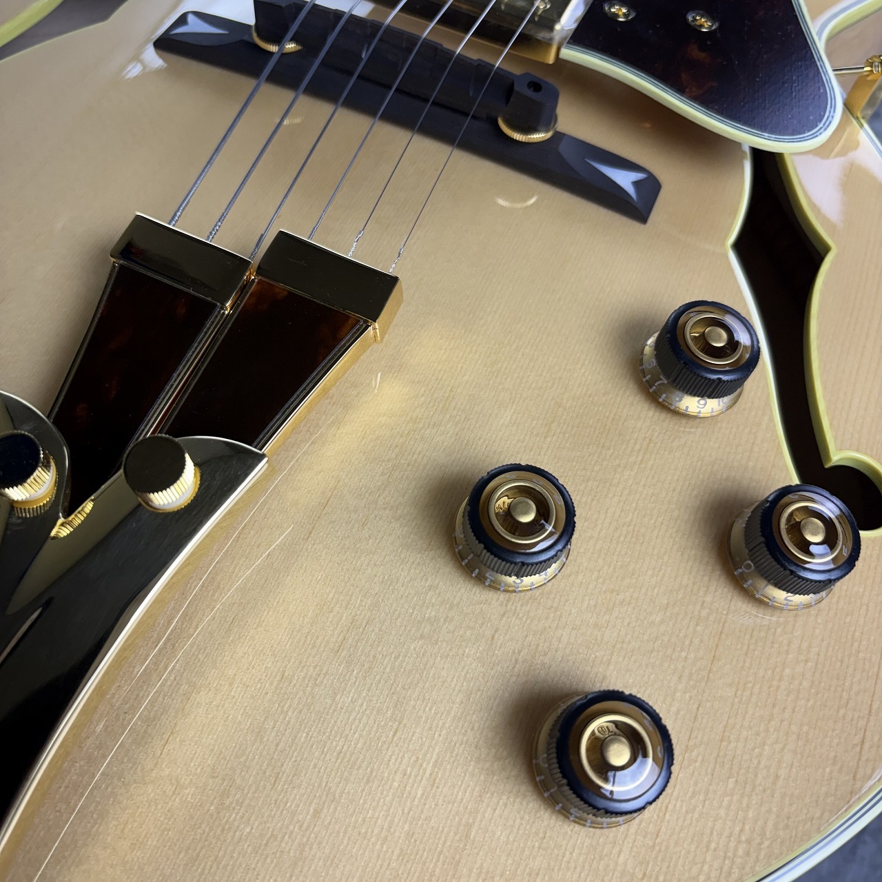 Ibanez GB-10 George Benson NAT : Natural s/n F2619944【3.51kg