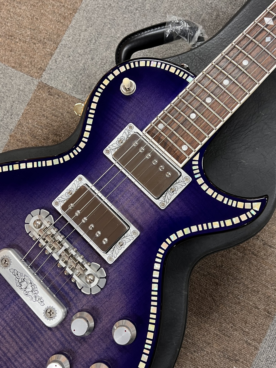 Zemaitis A24SU SAPPHIRE（中古/送料無料）【楽器検索デジマート】