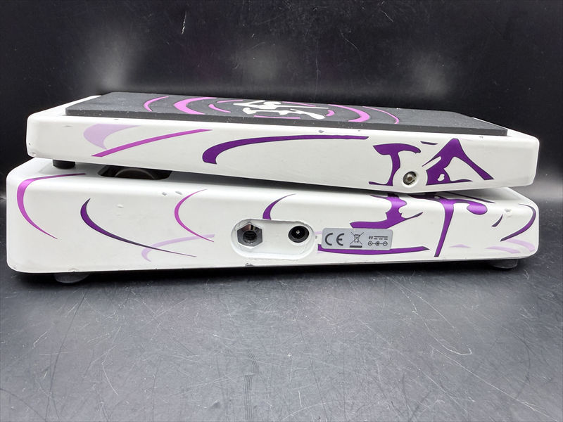 Jim Dunlop Cry Babay TM95 Tak Matsumoto Signature Wah Pedal（中古