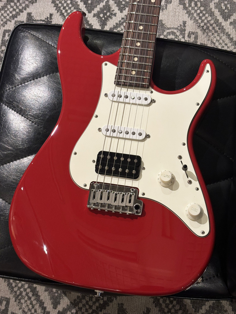 Suhr riot red 赤 楽天市場】Suhr Riot Distortion Limited Edition Crimson Red