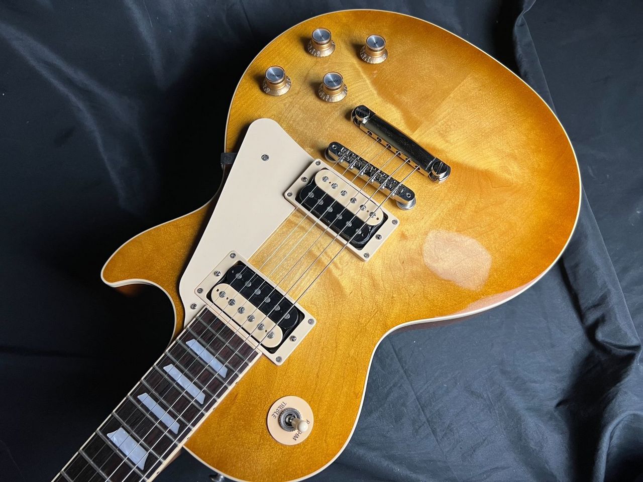 Gibson Les Paul Classic Honeyburst レスポールクラシック（新品/送料