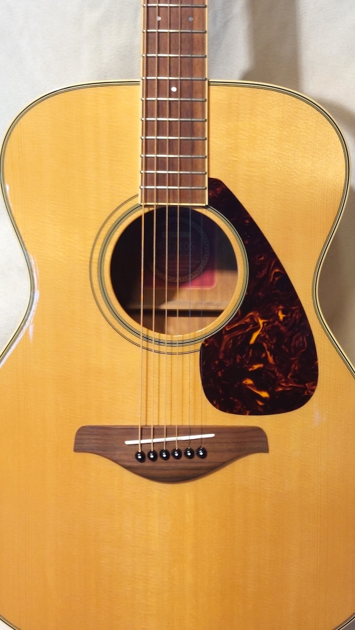 アコースティックギター　YAMAHA FS720S fs_720s_cba_all.jpg