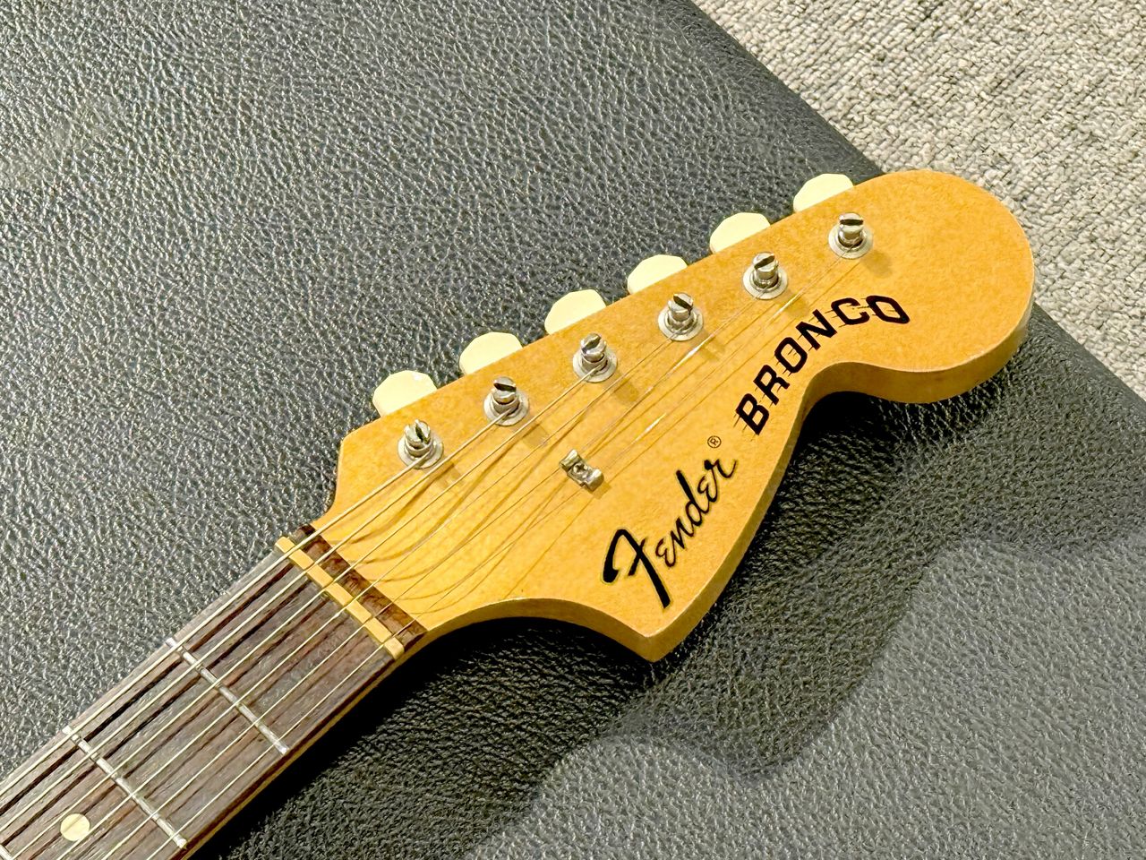 Fender Bronco 1974（ビンテージ）【楽器検索デジマート】