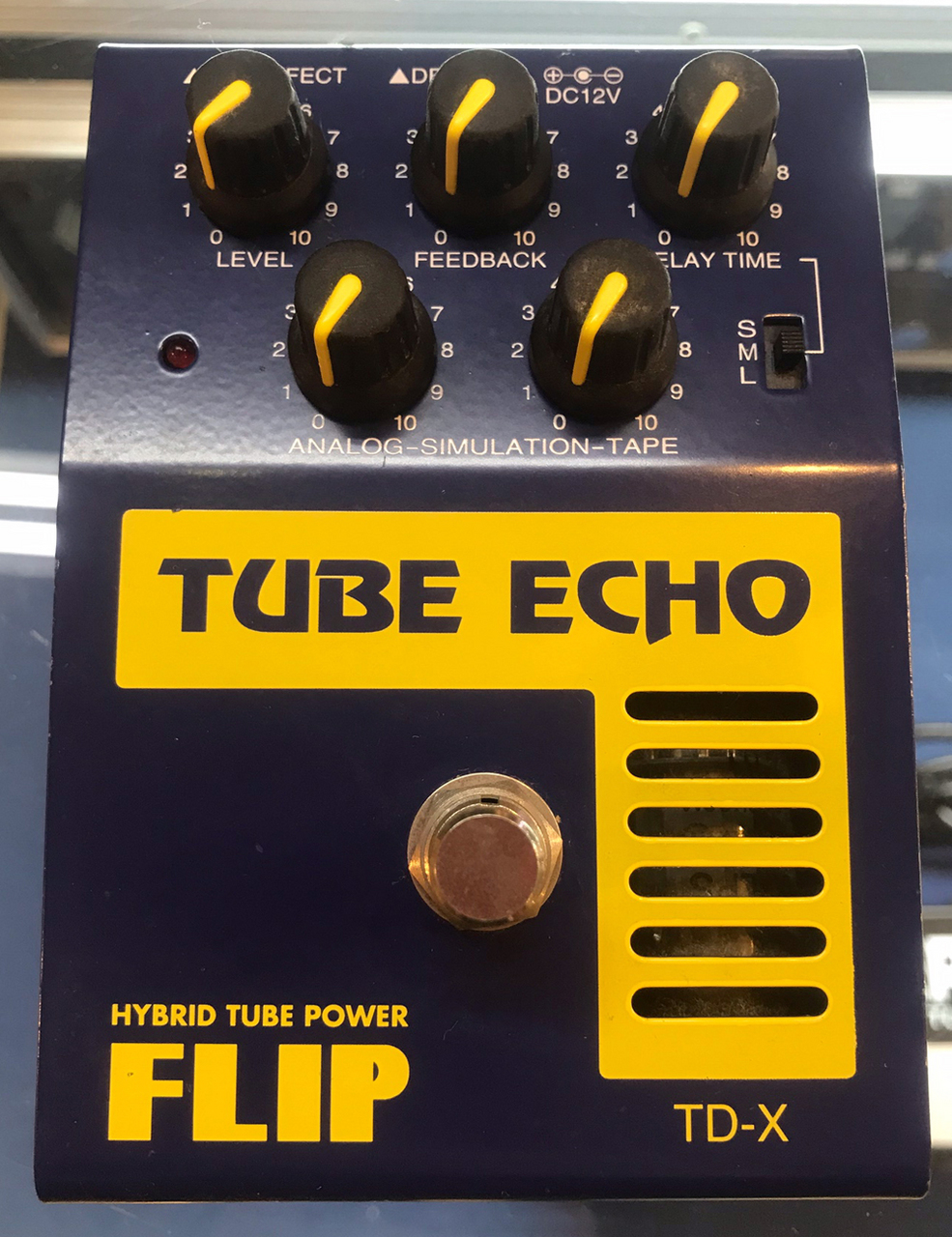 Guyatone EM-808D エコー機械 Guyatone EM-808 Tape Echo Machine - EM-808D Roland Space