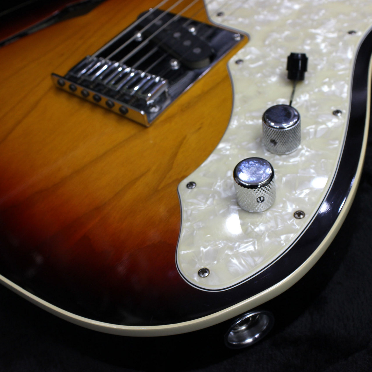 Fender American Deluxe Telecaster Thinline Sunburst テレキャスター