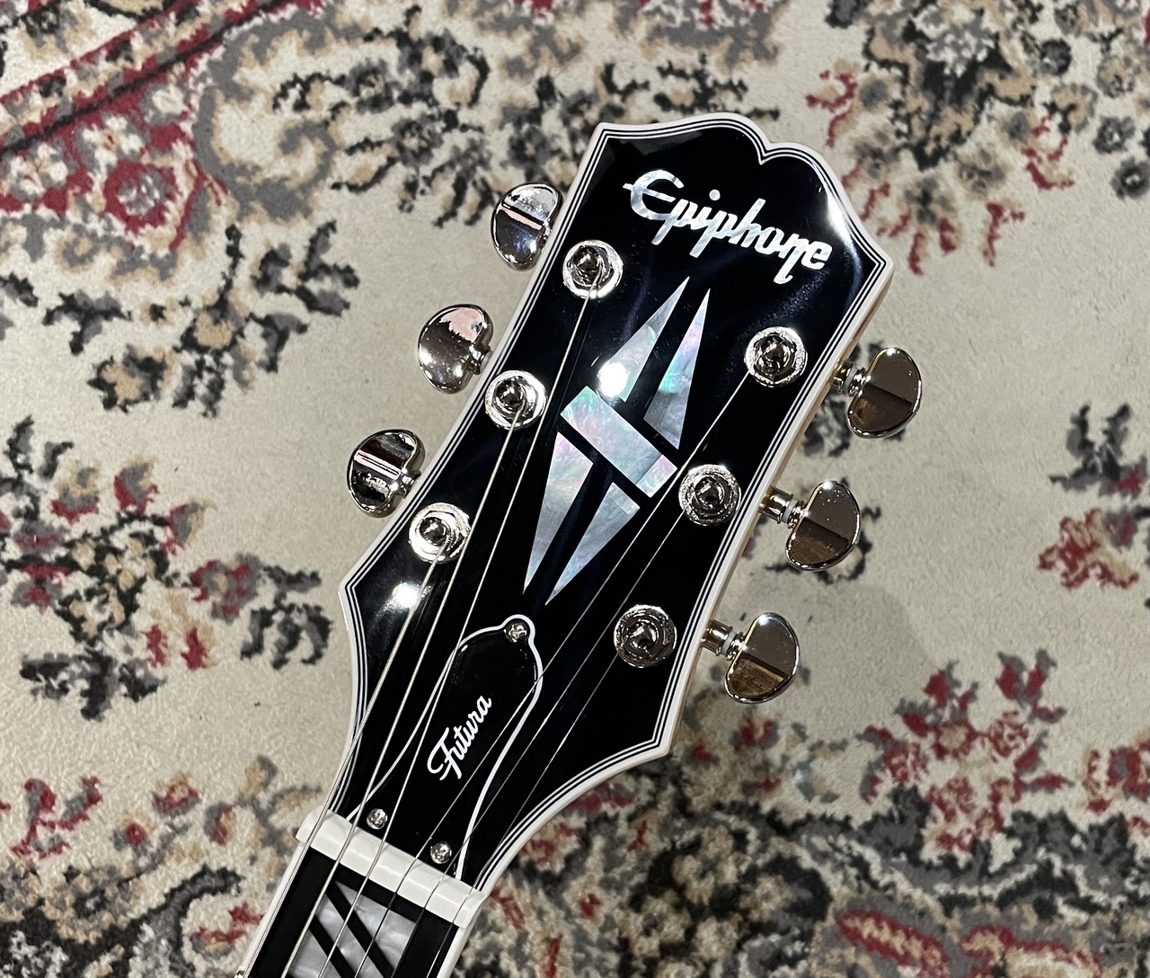 Epiphone 【圧巻の新製品】Futura Les Paul Custom, Firestorm Shift