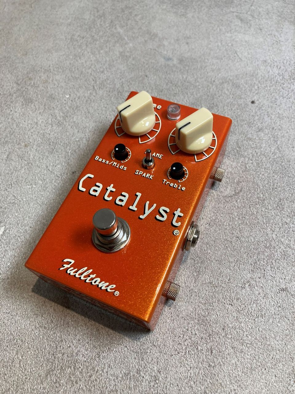Fulltone Catalyst CT-1 Clean Boost to Fuzz - YouTube