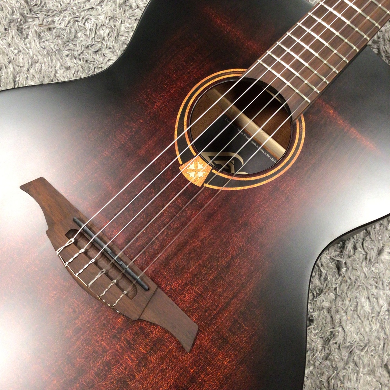 LAG Guitars TN70A B&B Black&Brown Nylon Auditrium【特価
