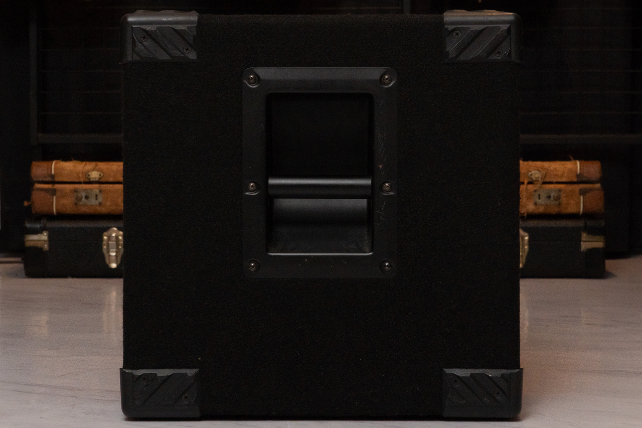 Vanderkley 112MNT Neolite 600W 8ohm【GIB横浜】(中古)【楽器検索 Vanderkley 112MNT Neolite 600W 8ohm【GIB横浜】(中古)【楽器検索