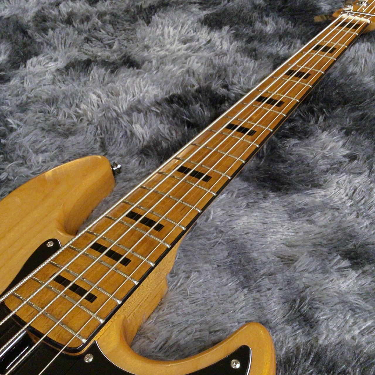 Sire Marcus Miller V5 Alder 5st NT (Natural) 【マーカスミラー監修
